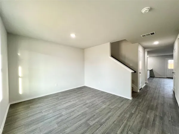 $2,200 | 872 Eagles Nest Drive, Cleburne, TX 76031