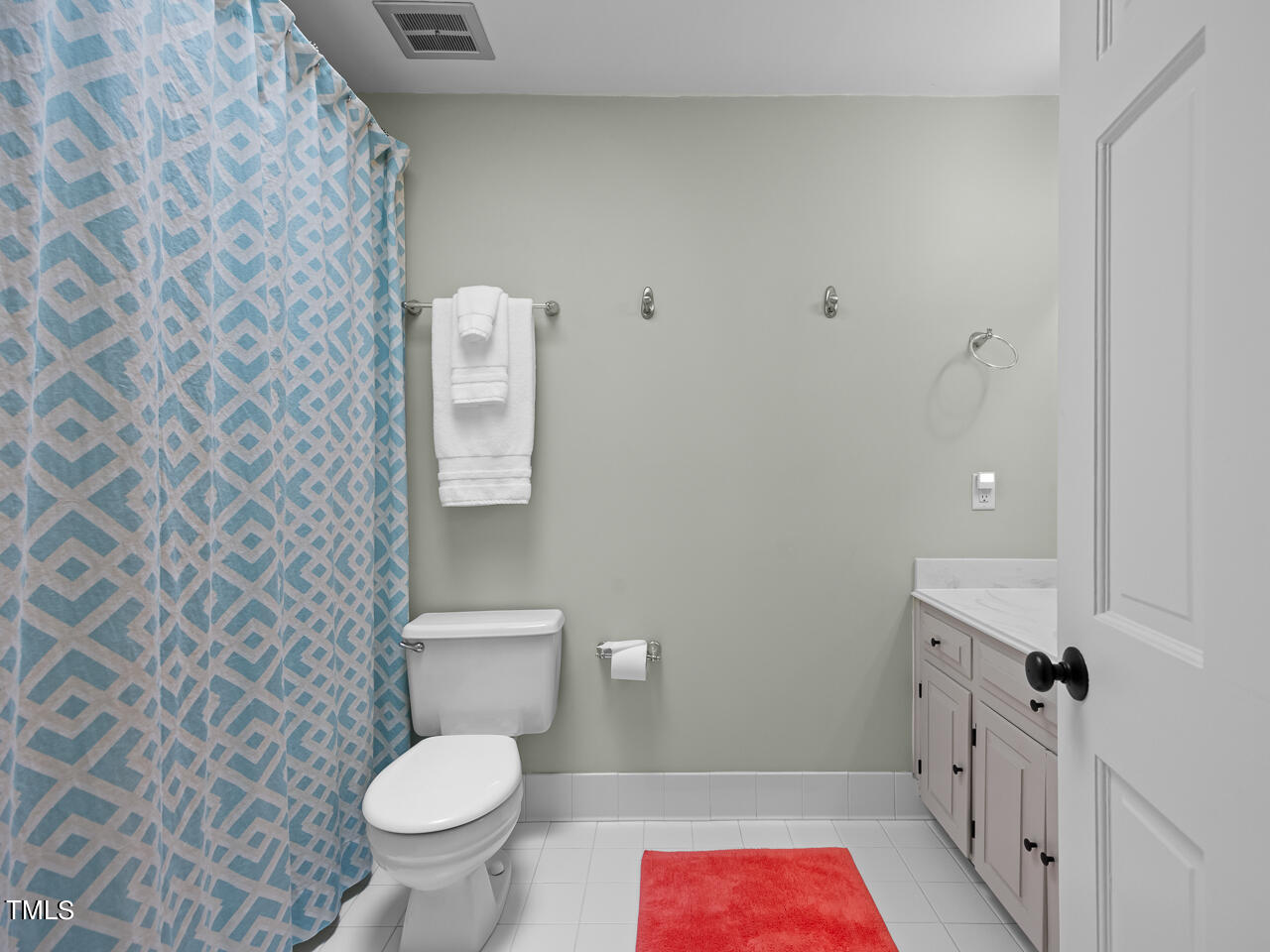 3104 Braddock Drive Raleigh, NC 27612 - Photo 28 of 37 3104-braddock-mls-34