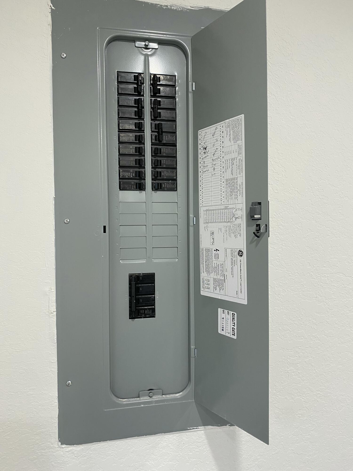 13474 Old Englishtown Road Wellington, FL 33414 - Photo 4 of 16 tempImagePGEt1O