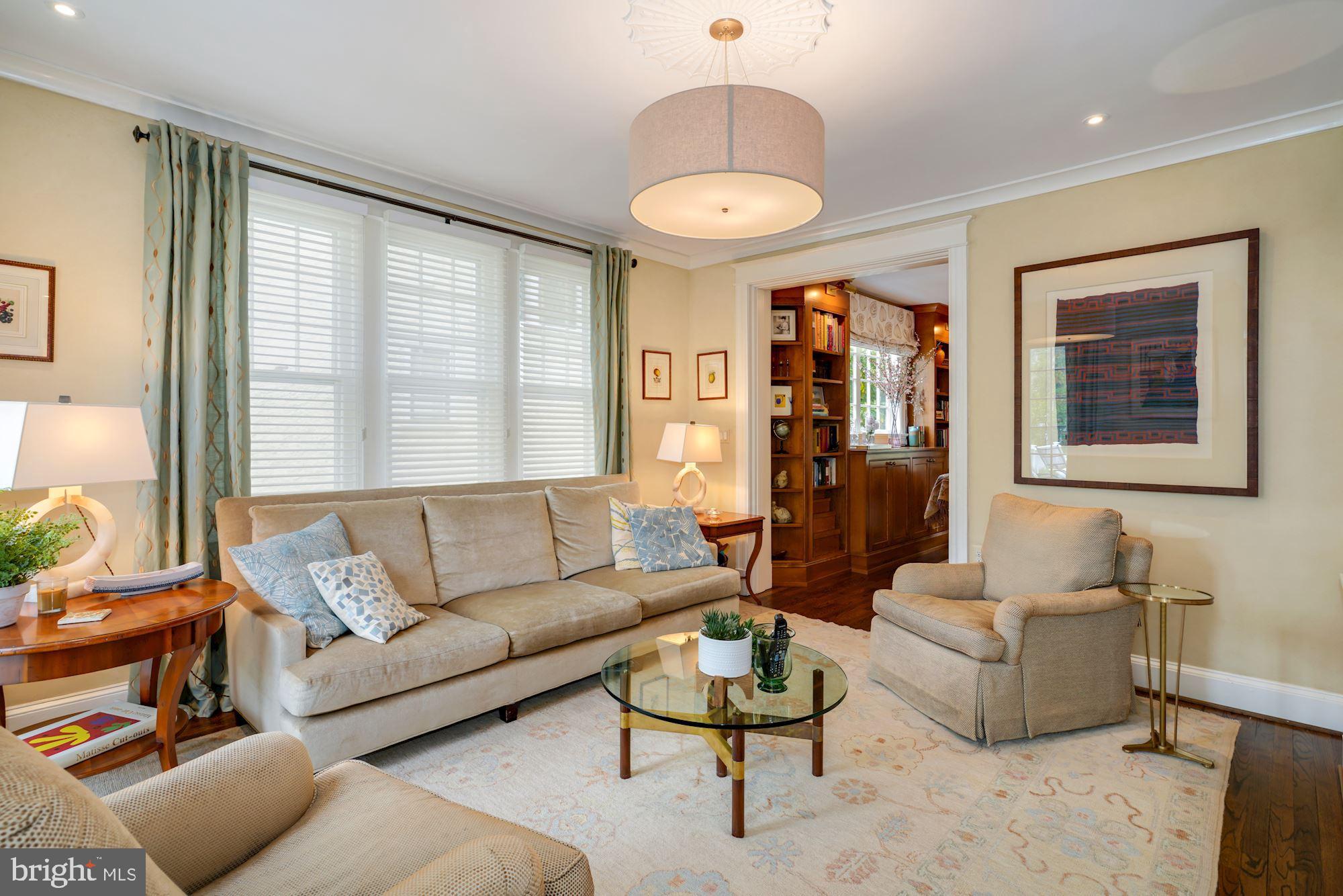 3825 Woodley Road Northwest Washington, DC 20016 - Photo 13 of 46 Gallery Image 13