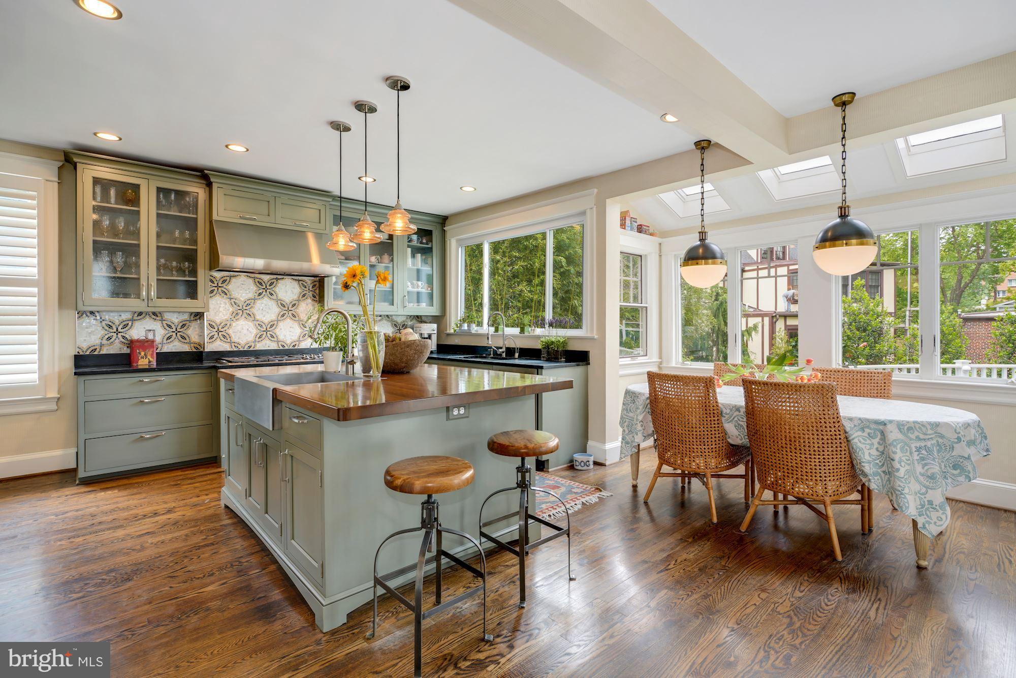 3825 Woodley Road Northwest Washington, DC 20016 - Photo 14 of 46 Gallery Image 14
