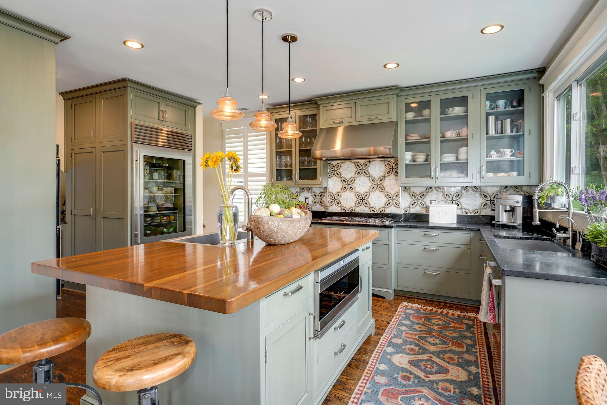 3825 Woodley Road Northwest Washington, DC 20016 - Photo 17 of 46 Gallery Image 17