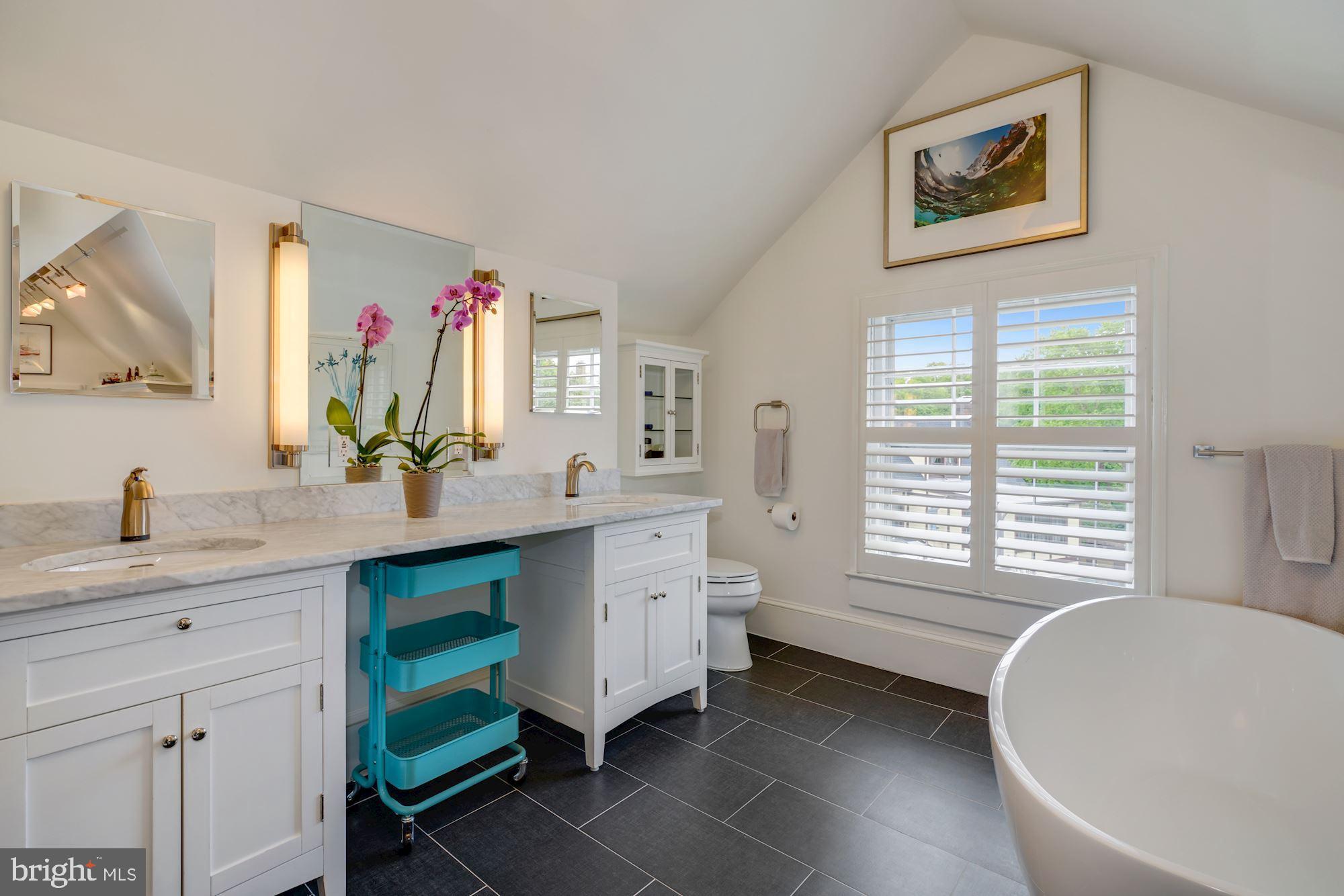3825 Woodley Road Northwest Washington, DC 20016 - Photo 32 of 46 Gallery Image 32