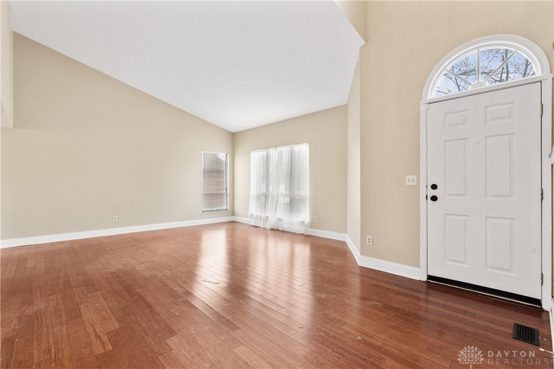 6527 Charlesgate Road Dayton, OH 45424 - Photo 7 of 35