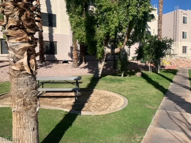 $175,000 | 2008 Mesquite Lane, Unit 205, Laughlin, NV 89029