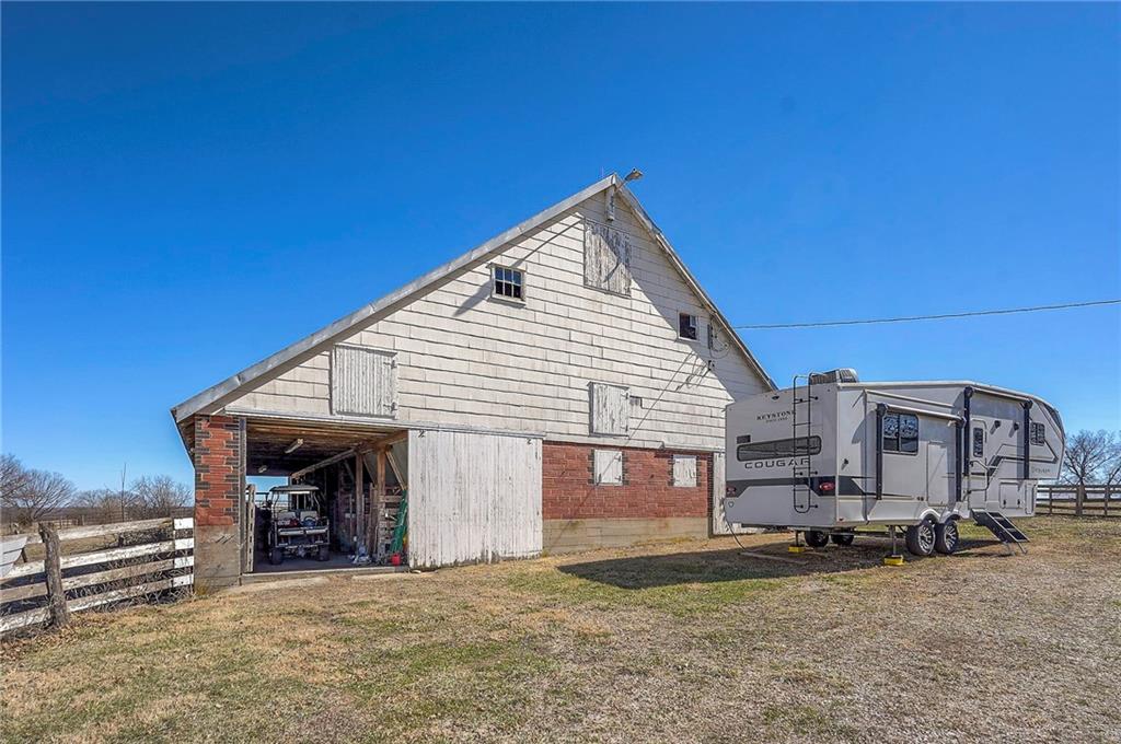 27615 Block Road Paola, KS 66071 - Photo 68 of 99