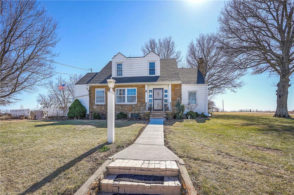 27615 Block Road Paola, KS 66071 - Photo 8 of 99