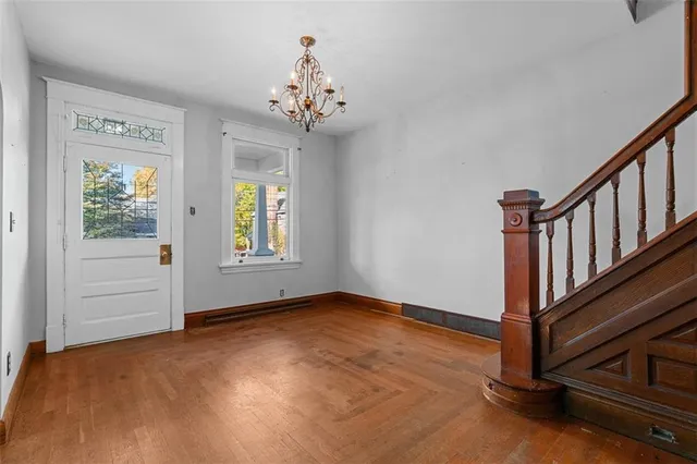 $350,000 | 228 South Clay Street, Zelienople, PA 16063