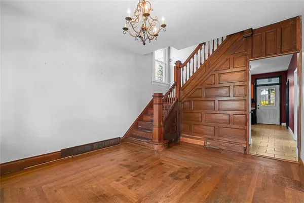 $350,000 | 228 South Clay Street, Zelienople, PA 16063