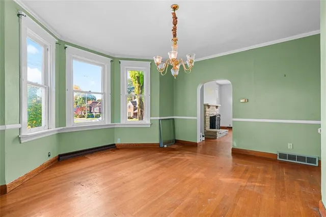 $350,000 | 228 South Clay Street, Zelienople, PA 16063