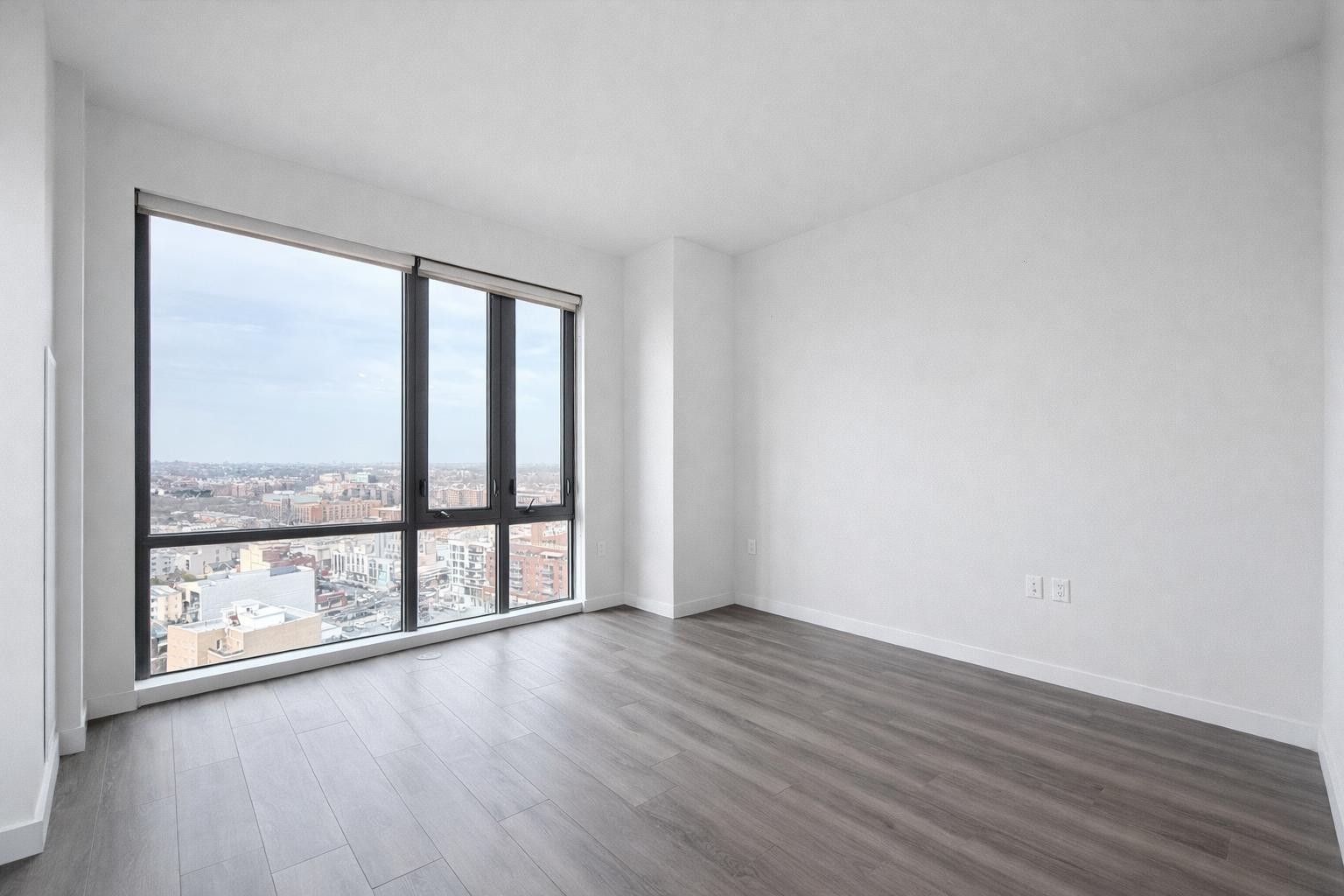 1524 Sheepshead Bay Road, Unit 4J Brooklyn, NY 11235 - Photo 3 of 29 Photo 3