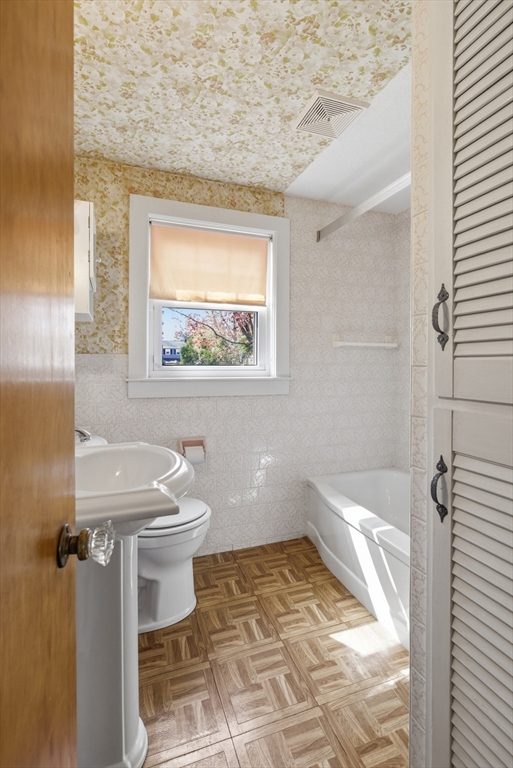 9 Brae Road Fairhaven, MA 02719 - Photo 14 of 35 Gallery Image 14
