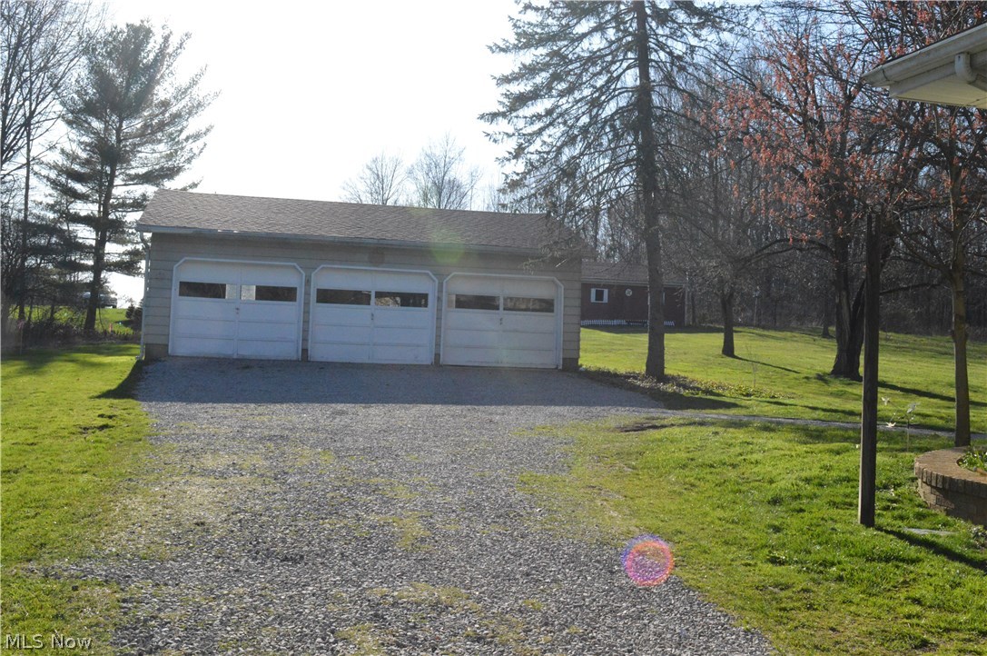 6304 Olde 8 Road Peninsula, OH 44264 - Photo 4 of 29