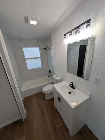 $89,900 | 539 West Lake Drive, Hamlin, TX 79520