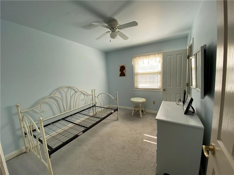 205 Fredericktown Road Midland, PA 15059 - Photo 11 of 19