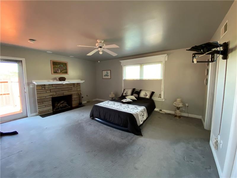 205 Fredericktown Road Midland, PA 15059 - Photo 7 of 19