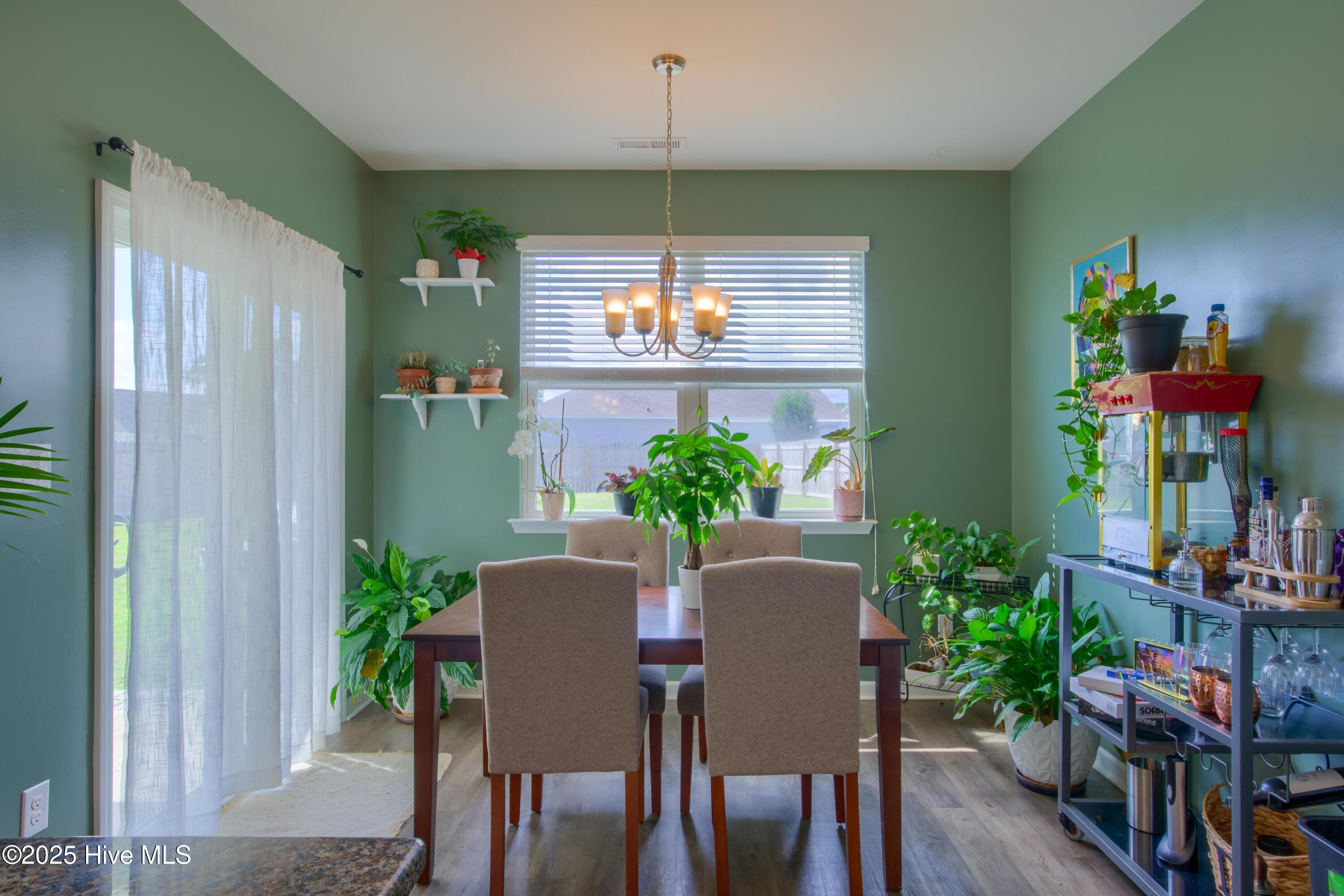 402 Saxby Way Holly Ridge, NC 28445 - Photo 11 of 32 402 Saxby - Interiors_16