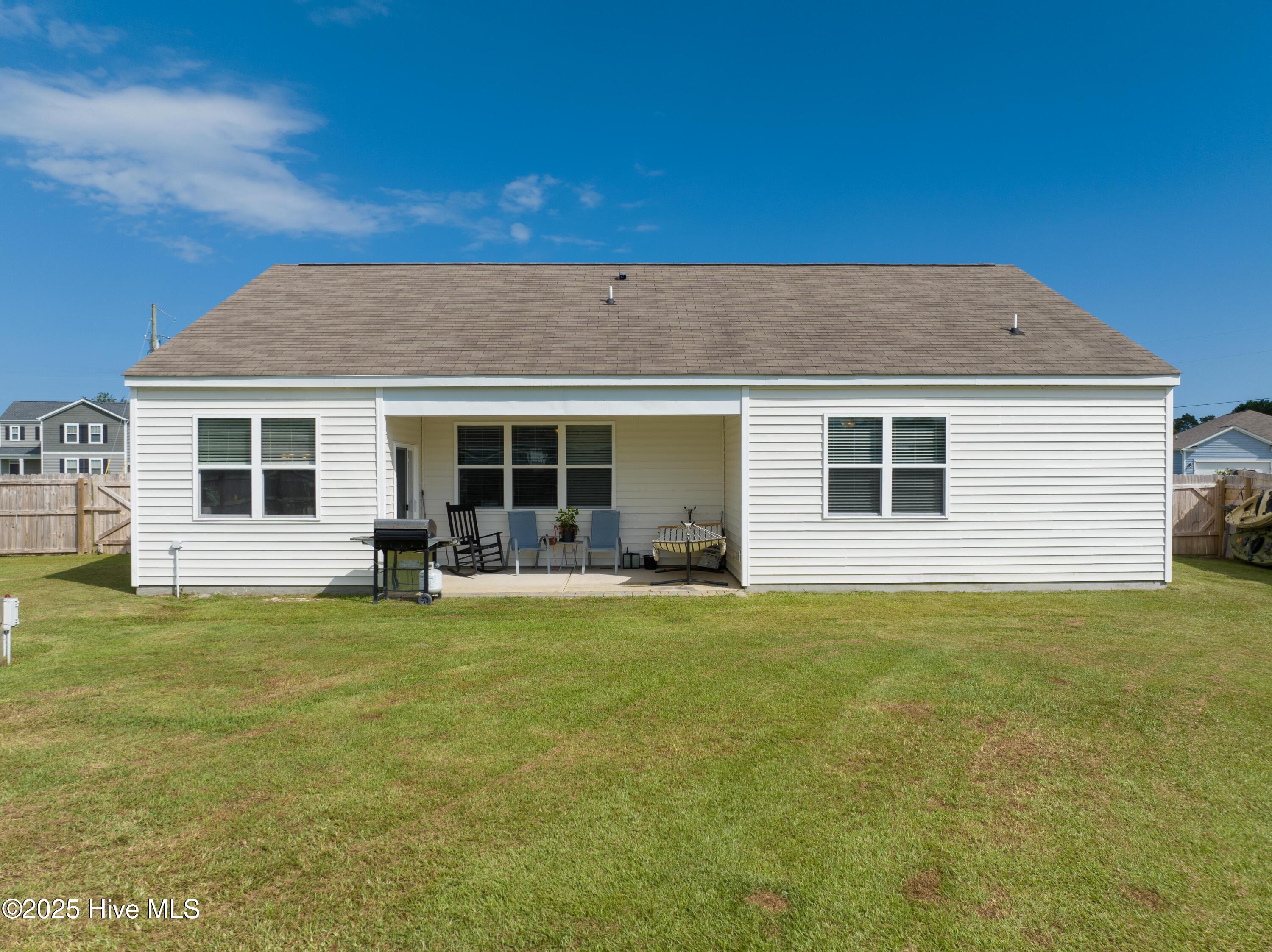 402 Saxby Way Holly Ridge, NC 28445 - Photo 26 of 32 402 Saxby - Exterior_4