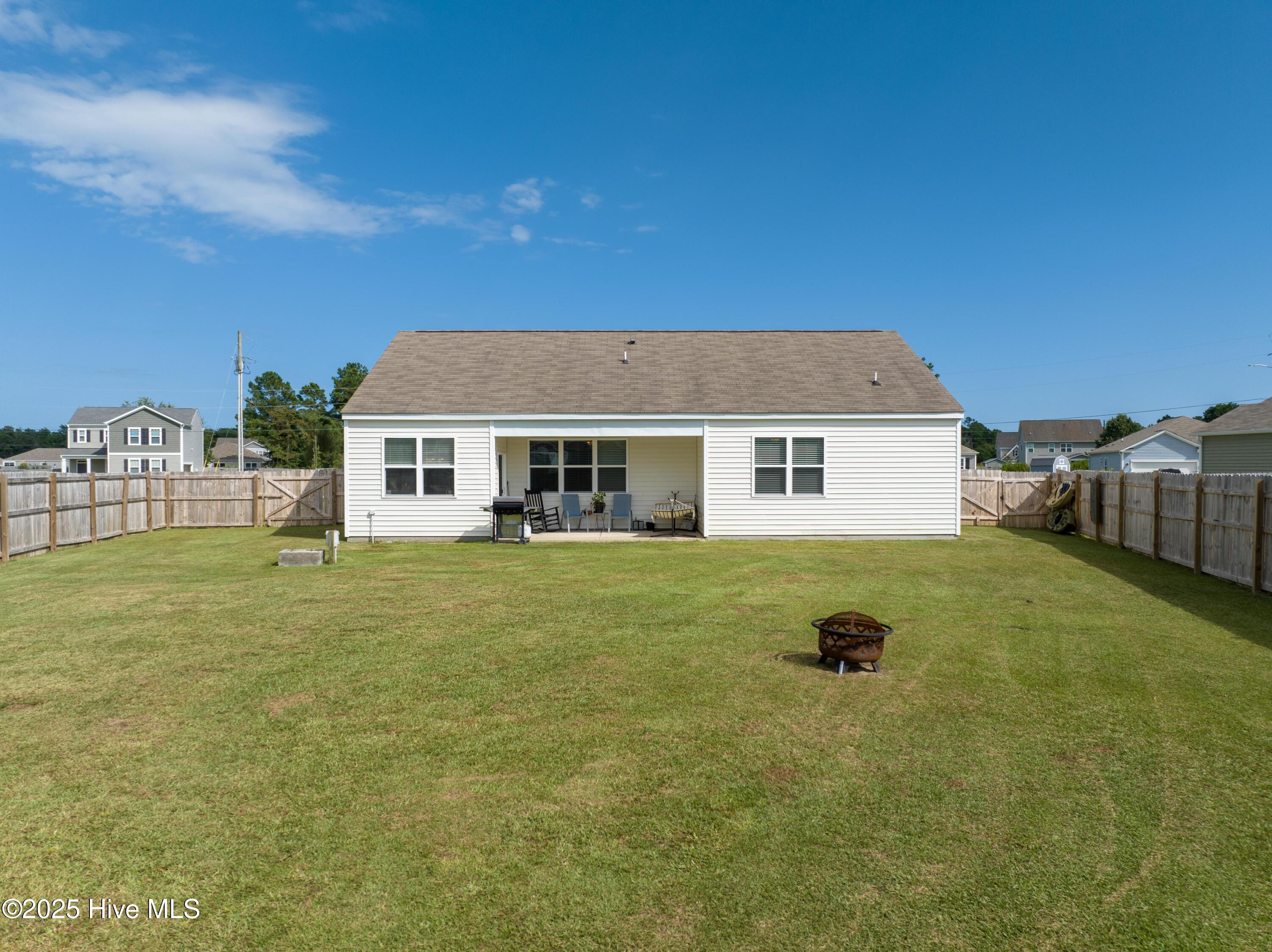 402 Saxby Way Holly Ridge, NC 28445 - Photo 27 of 32 402 Saxby - Exterior_5