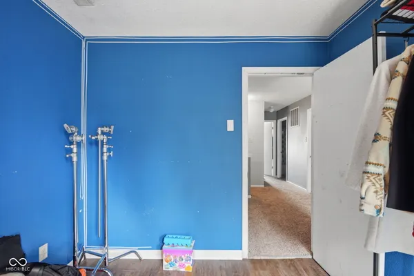 $274,500 | 1804 Southernwood Lane, Indianapolis, IN 46231