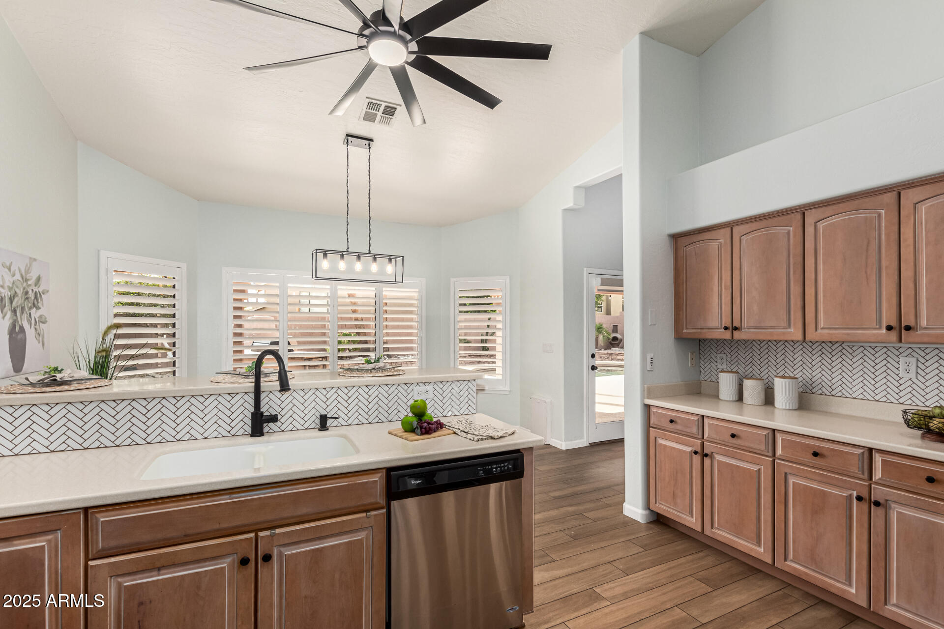 2033 East Tecoma Road Phoenix, AZ 85048 - Photo 14 of 37 Kitchen