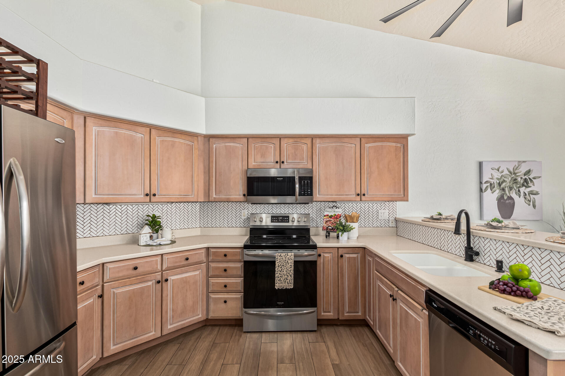 2033 East Tecoma Road Phoenix, AZ 85048 - Photo 15 of 37 Kitchen