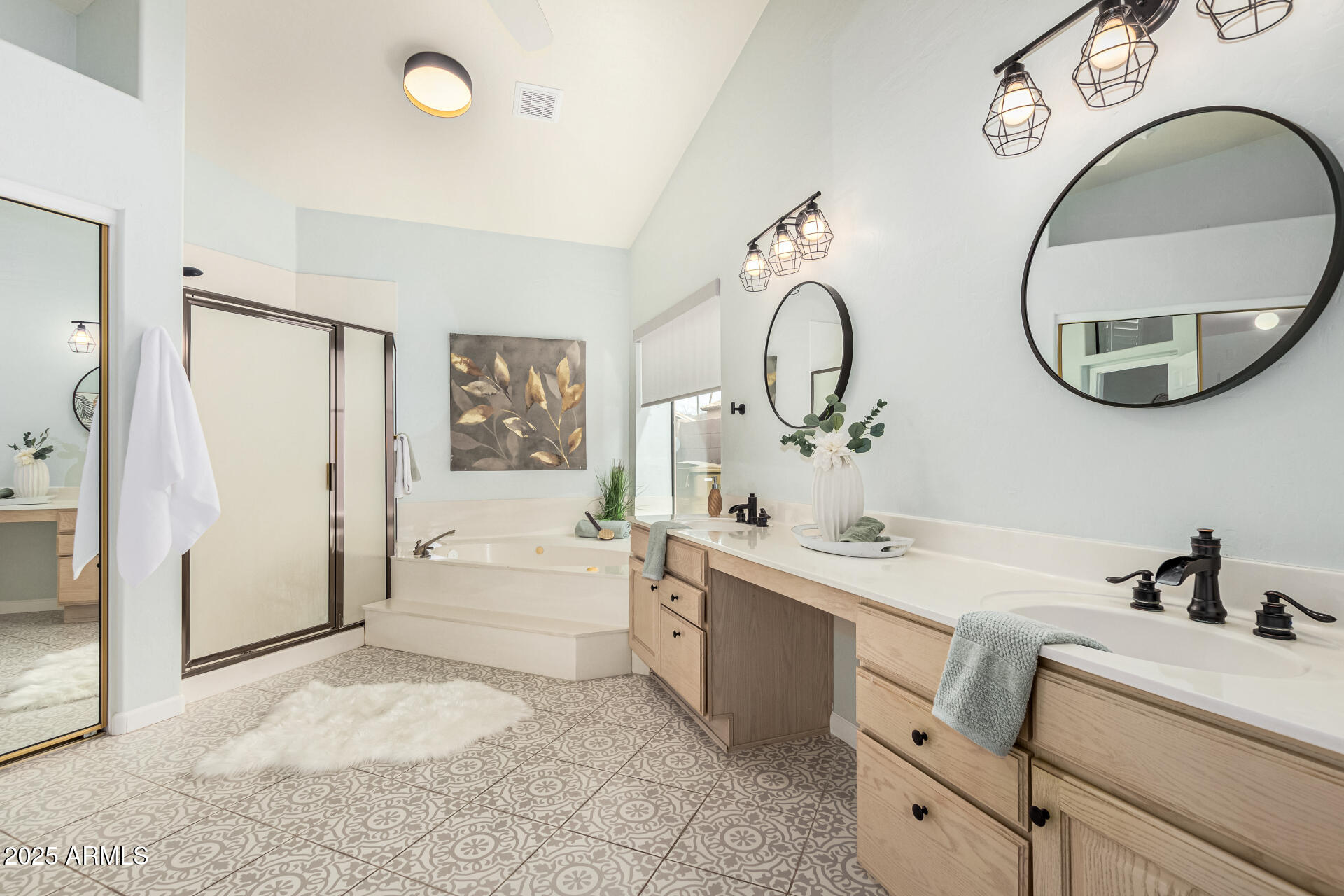 2033 East Tecoma Road Phoenix, AZ 85048 - Photo 20 of 37 Primary Bathroom