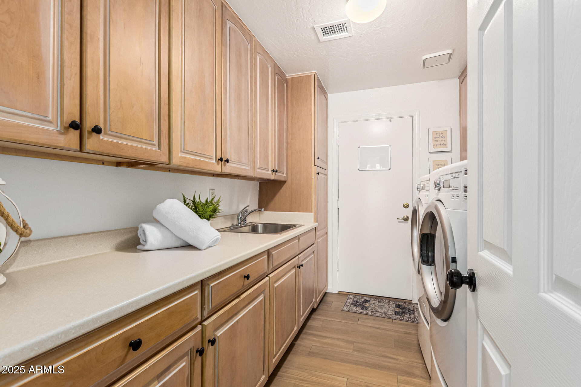 2033 East Tecoma Road Phoenix, AZ 85048 - Photo 29 of 37 Laundry