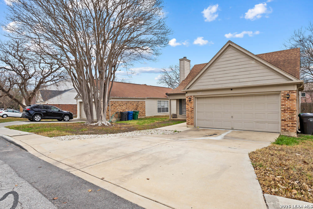 9135 Rue De Lis San Antonio, TX 78250 - Photo 3 of 32