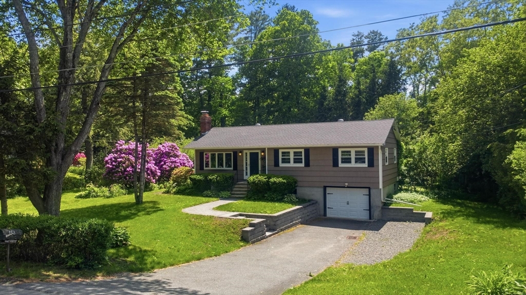 152 Lake Street Middleton, MA 01949 - Photo 3 of 33