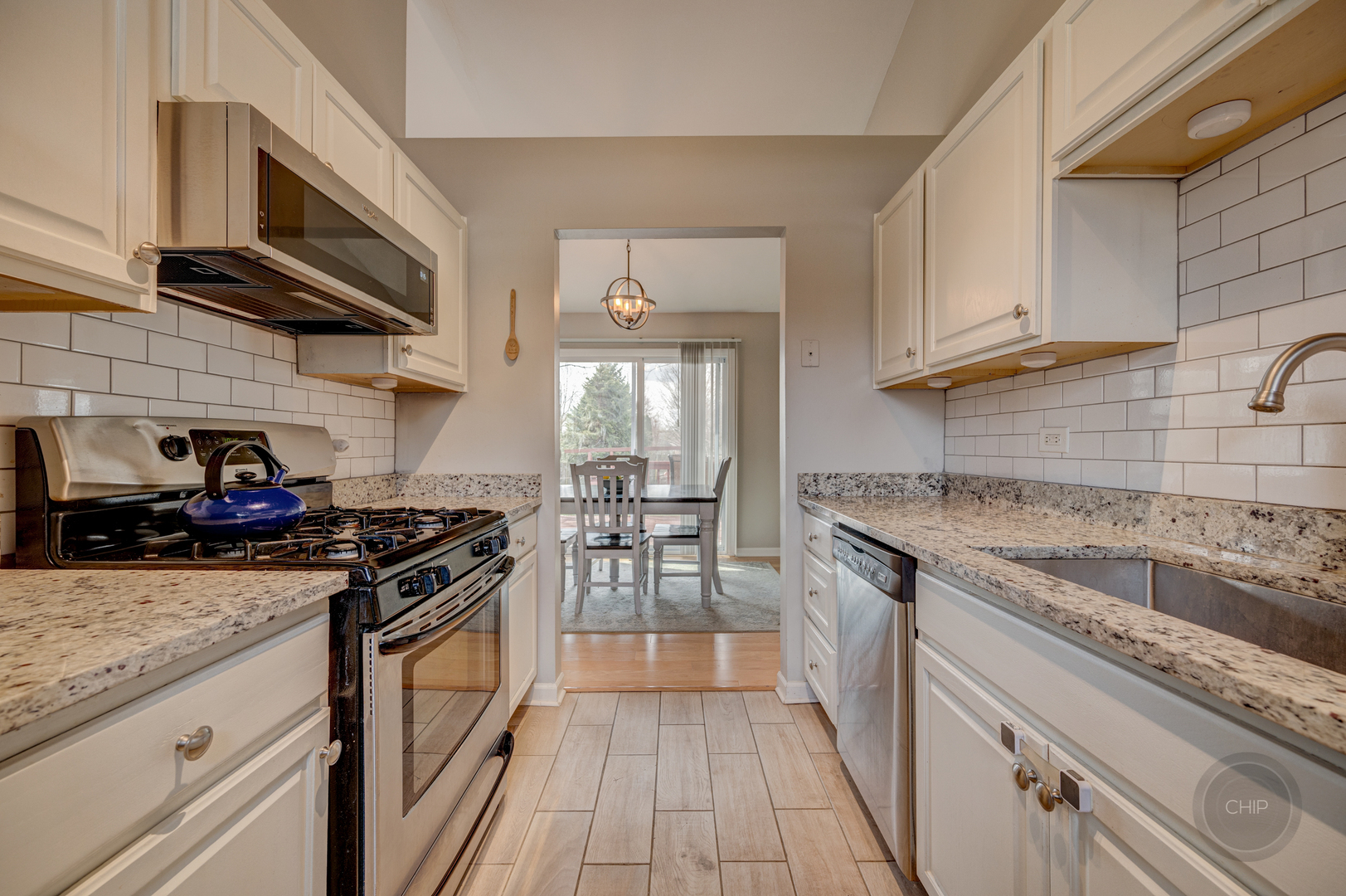 1306 Canyon Run Road Naperville, IL 60565 - Photo 26 of 43