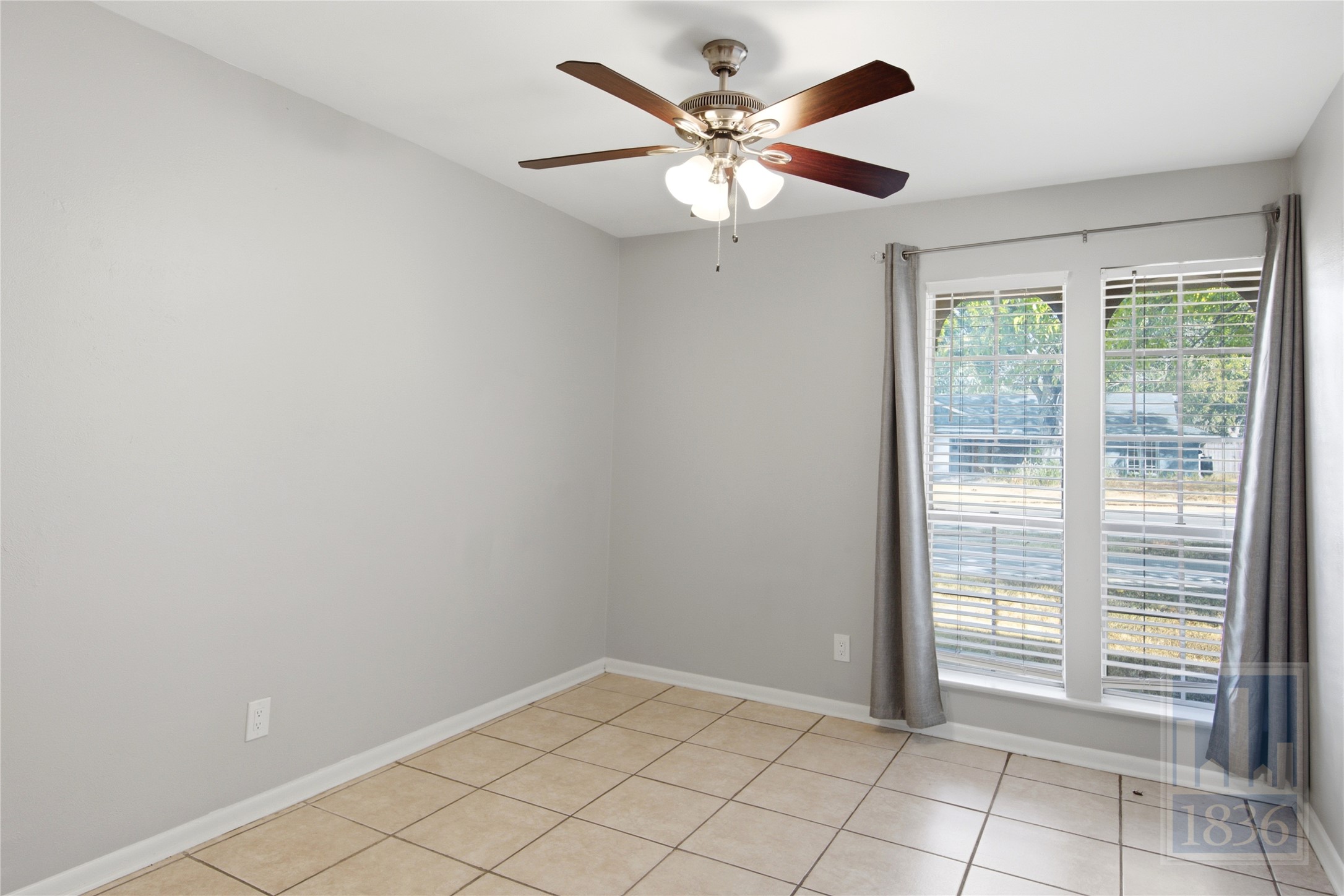 8912 Hunters Trace Austin, TX 78758 - Photo 14 of 24 Gallery Image 14