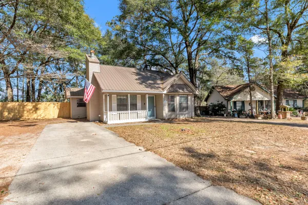 a front view of house with yard