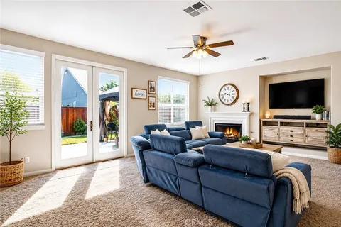 $915,000 | 25050 Cliffrose Street, Corona, CA 92883