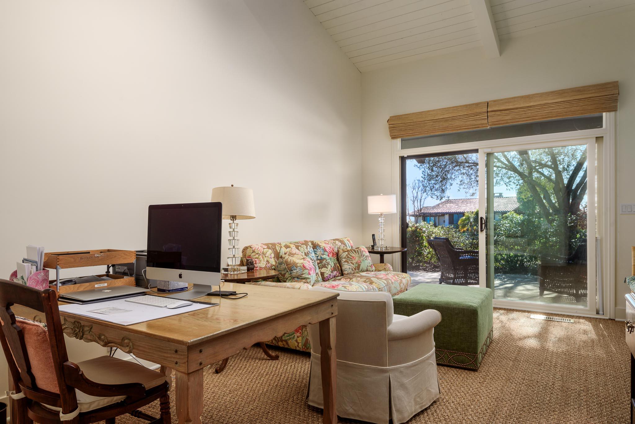 141 Coronada Circle Santa Barbara, CA 93108 - Photo 13 of 23 Office