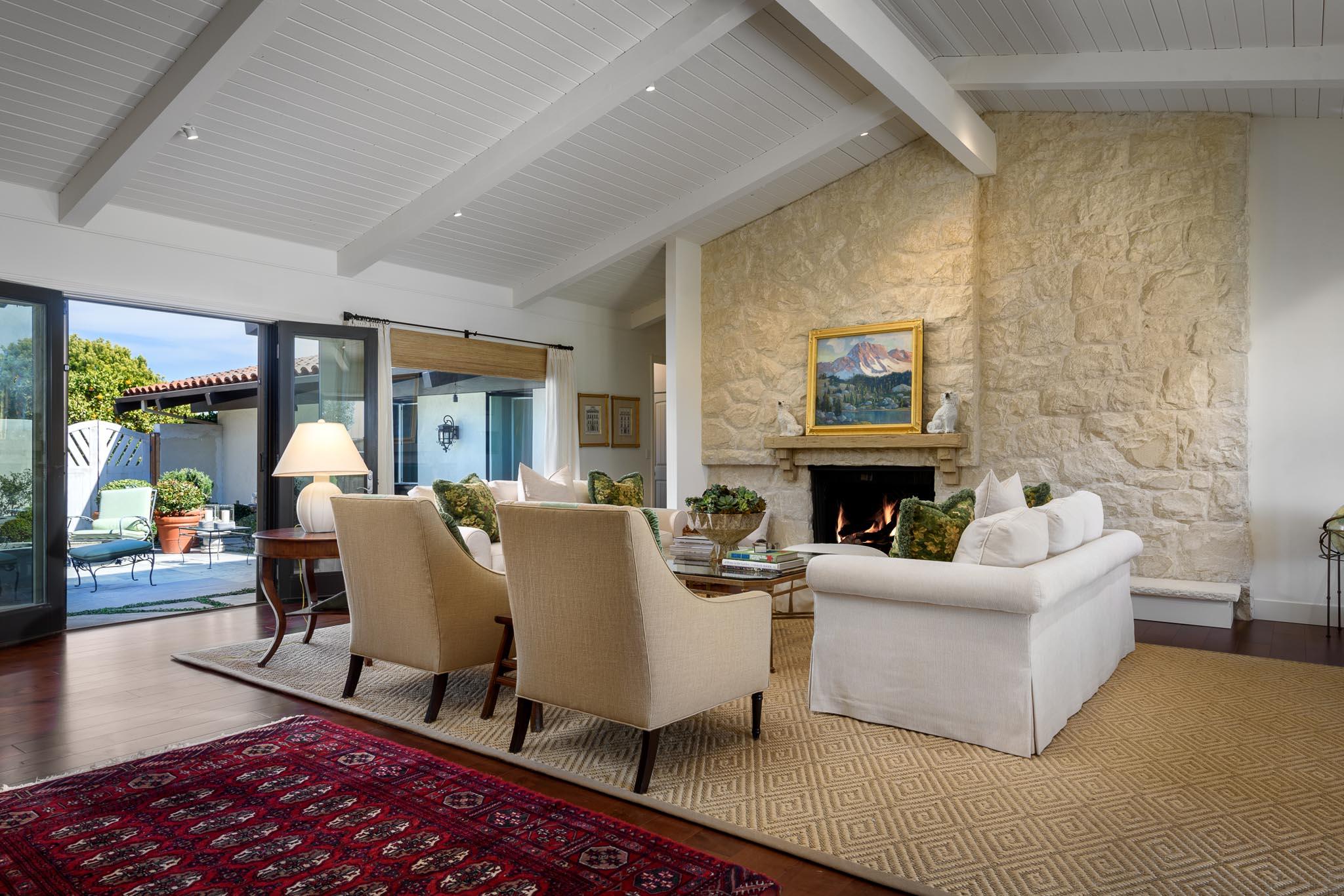 141 Coronada Circle Santa Barbara, CA 93108 - Photo 8 of 23 LivingRoom