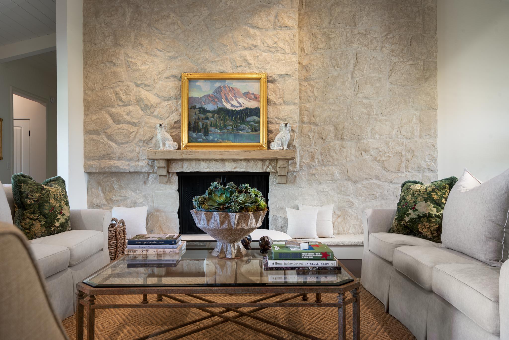 141 Coronada Circle Santa Barbara, CA 93108 - Photo 10 of 23 LivingRoomDetail