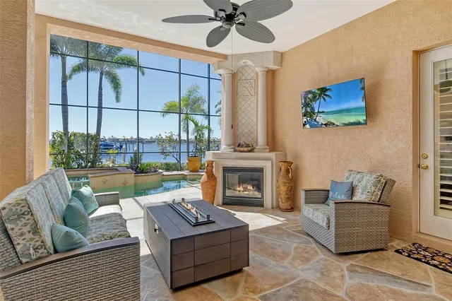 $2,350,000 | 1007 3rd Street East, Palmetto, FL 34221