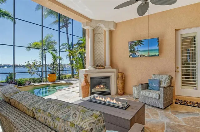 $2,350,000 | 1007 3rd Street East, Palmetto, FL 34221