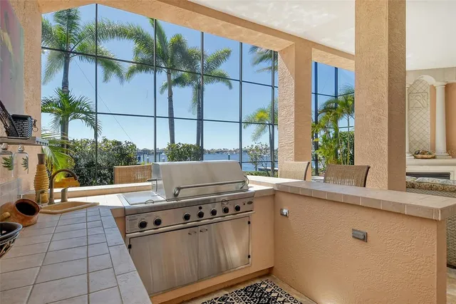 $2,350,000 | 1007 3rd Street East, Palmetto, FL 34221