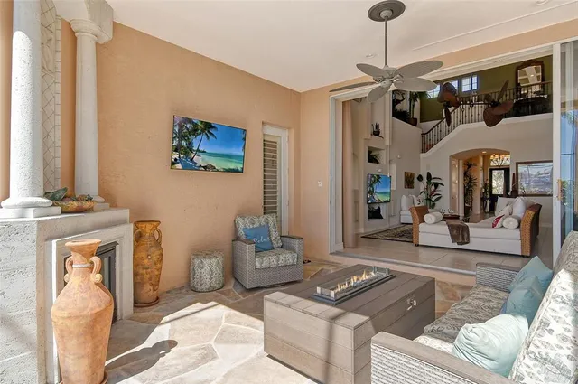 $2,350,000 | 1007 3rd Street East, Palmetto, FL 34221