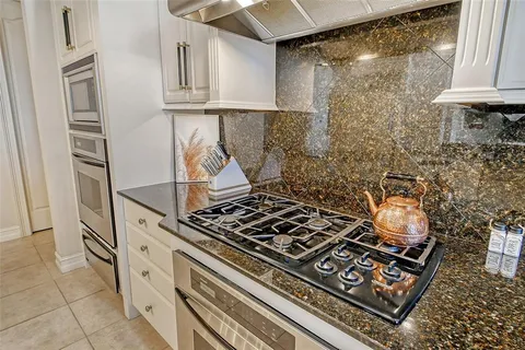 $2,350,000 | 1007 3rd Street East, Palmetto, FL 34221