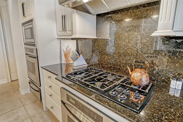 $2,350,000 | 1007 3rd Street East, Palmetto, FL 34221