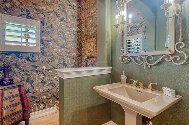 $2,350,000 | 1007 3rd Street East, Palmetto, FL 34221