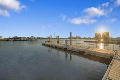 $2,350,000 | 1007 3rd Street East, Palmetto, FL 34221