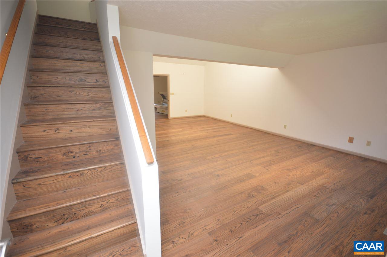 95 Westview Road Ruckersville, VA 22968 - Photo 18 of 42 a view of entryway
