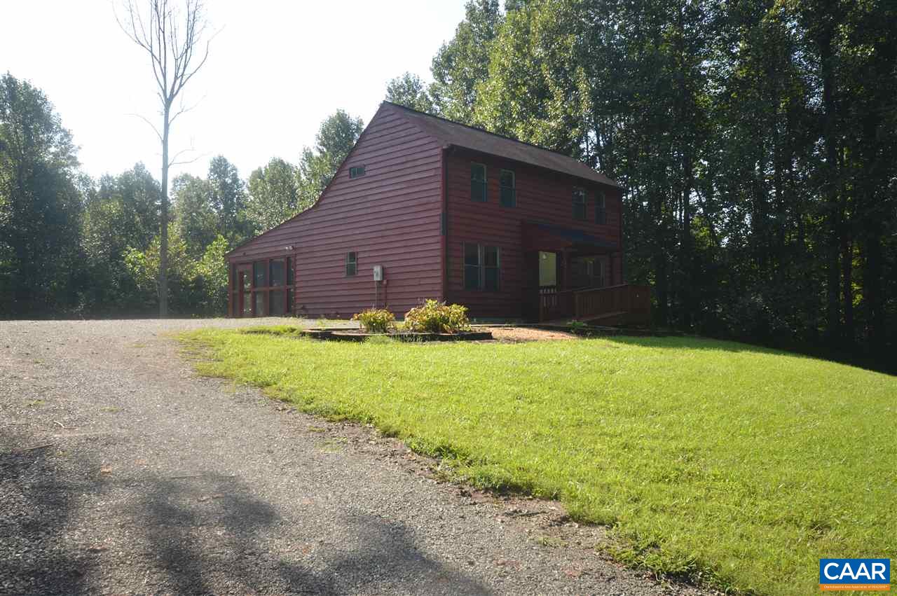 95 Westview Road Ruckersville, VA 22968 - Photo 2 of 42 a front view of house with yard and green space
