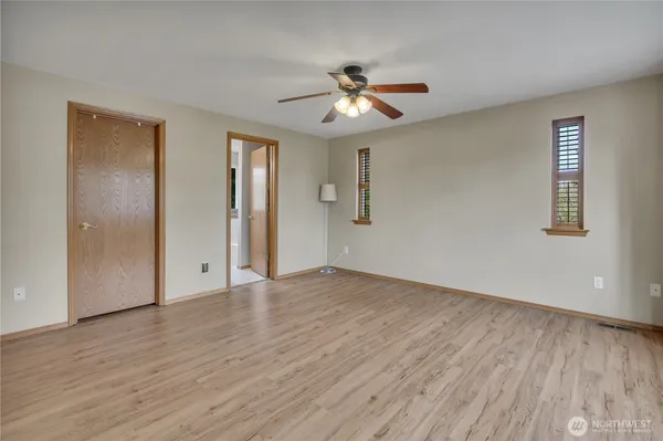 $565,000 | 565 Bell Court Southeast, Tumwater, WA 98501