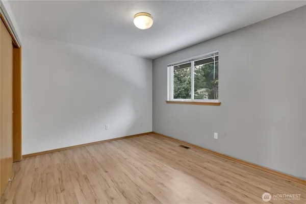 $565,000 | 565 Bell Court Southeast, Tumwater, WA 98501