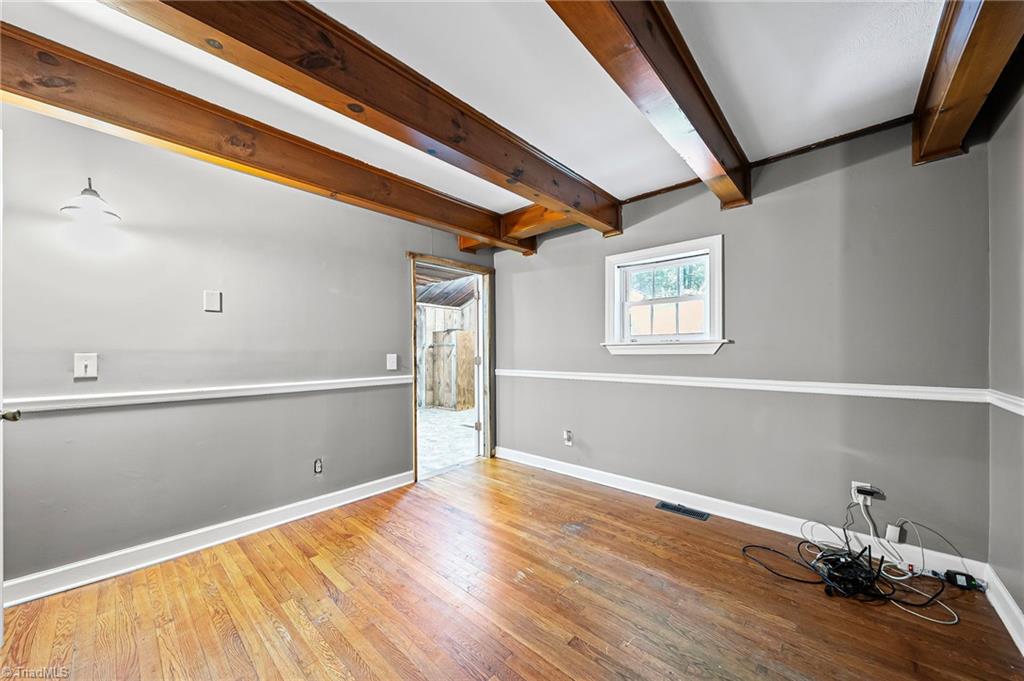 420 Settle Road Ronda, NC 28670 - Photo 18 of 31 Gallery Image 18
